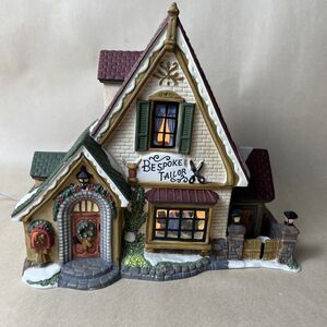 Heartland Valley Village Lighted Deluxe Porcelain "Tailor Shop"‎ 2000 w/Light